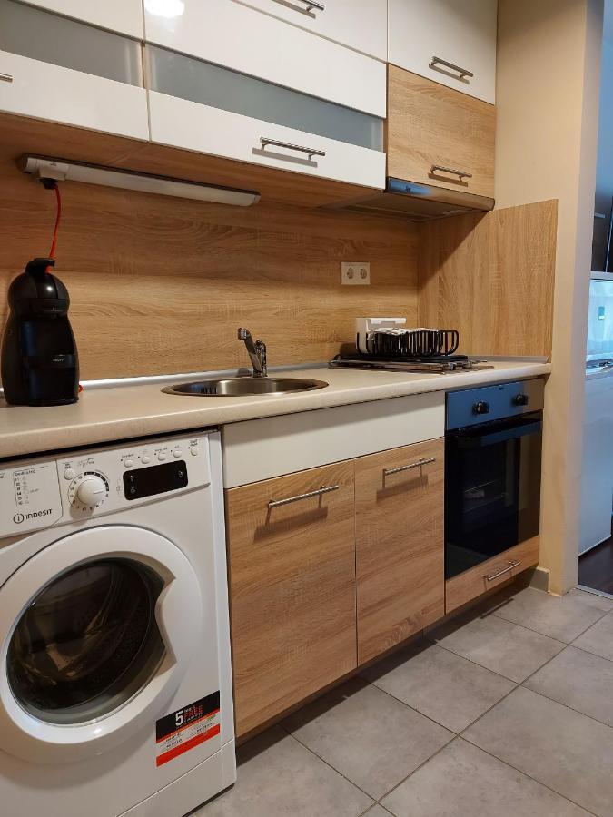 Bike & Spa Velence Apartman Bagian luar foto