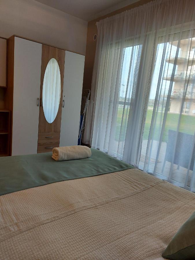 Bike & Spa Velence Apartman Bagian luar foto